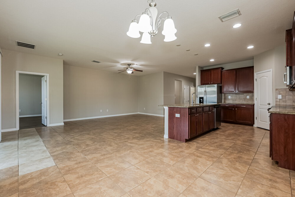 Building Photo - 402 Blakely Ct