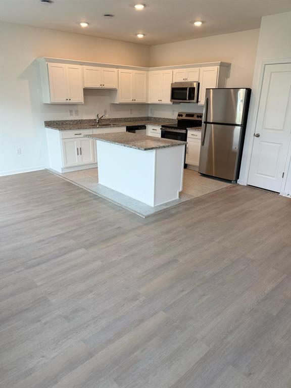 Building Photo - 3394 Vesara Dr