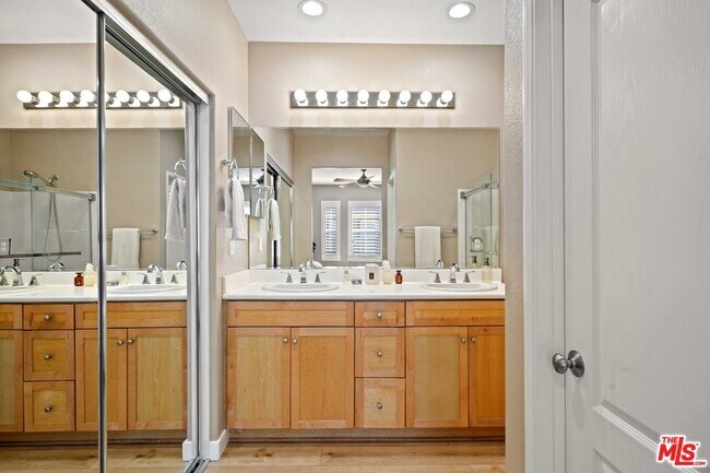 Building Photo - 17969 Lost Canyon Rd