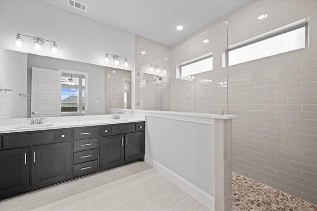 Building Photo - 1328 Huckleberry St