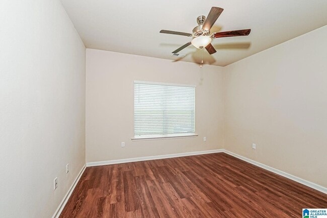 Building Photo - 6310 Rainbow Row