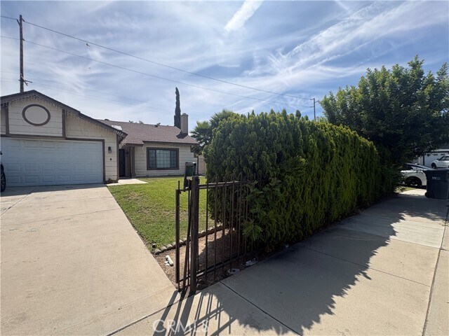 Building Photo - 15473 Cam Grande