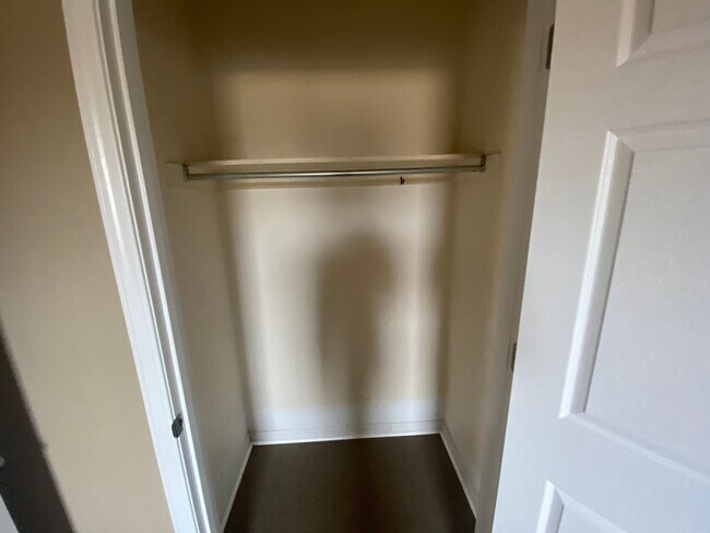 Building Photo - 205 Main