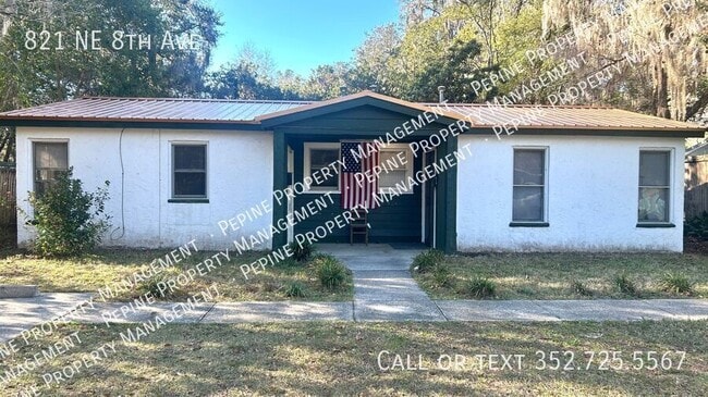 Building Photo - 821 NE 8th Ave