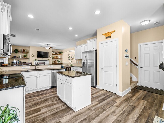 Building Photo - Neighborhoods of Holly Ridge