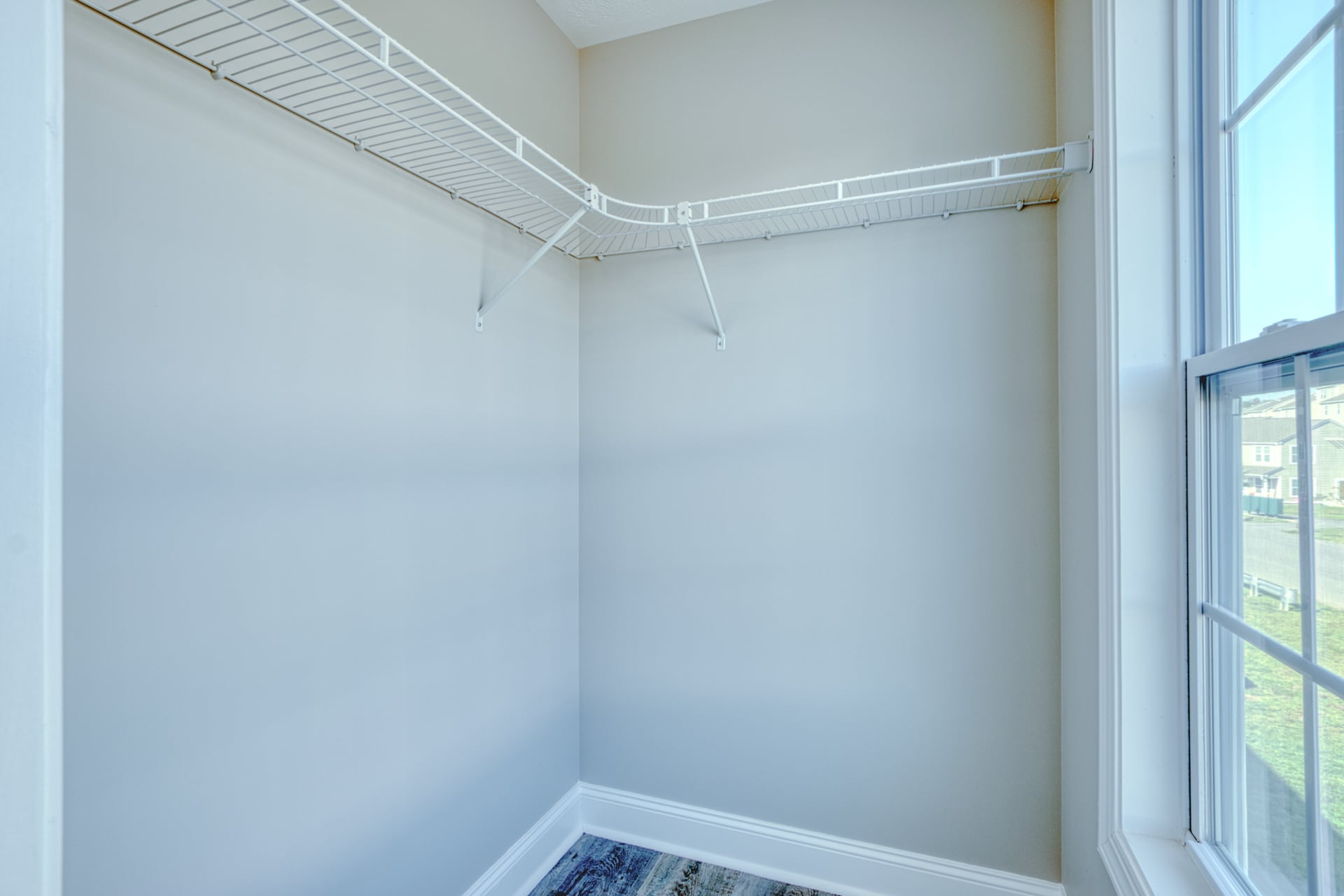 Building Photo - 220 Twisted Oak Dr NW