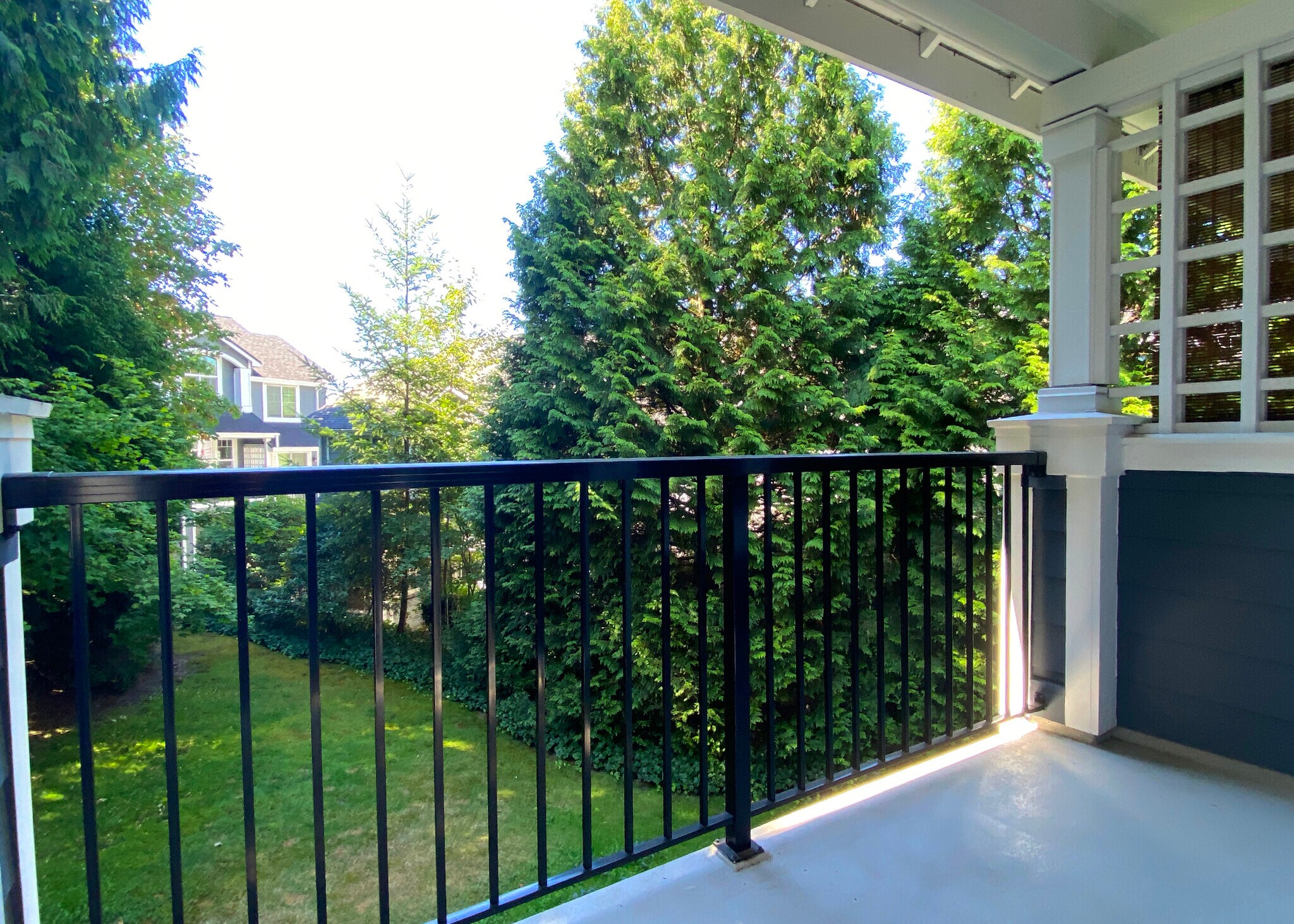 Building Photo - 16125 Juanita Woodinville Way NE