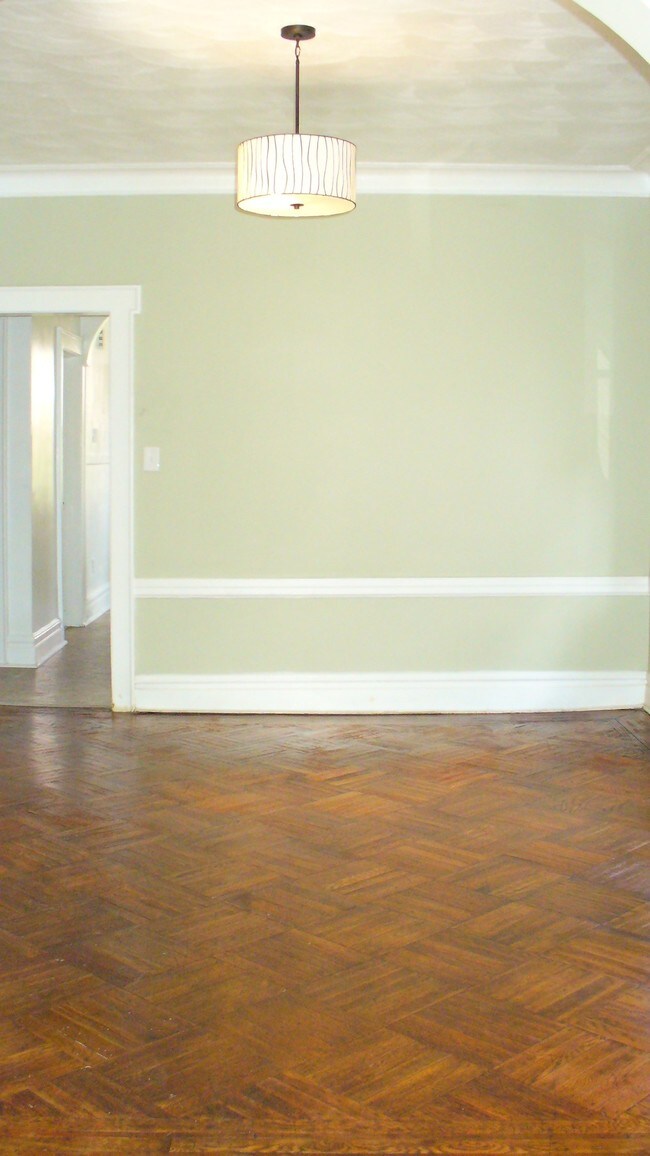Primary Photo - 5 Mapes Terrace