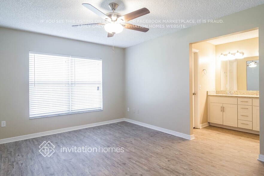 Building Photo - 1711 Whitman Dr