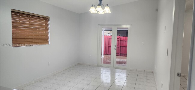 Building Photo - 2574 W 71st Pl