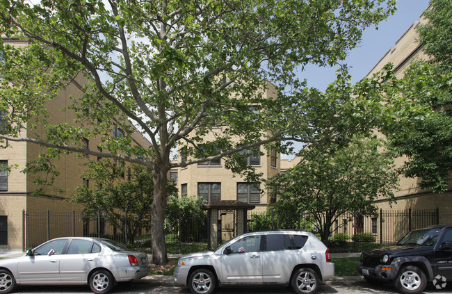 Harper Terrace - Harper Center