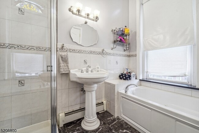 Building Photo - 105 Jefferson St