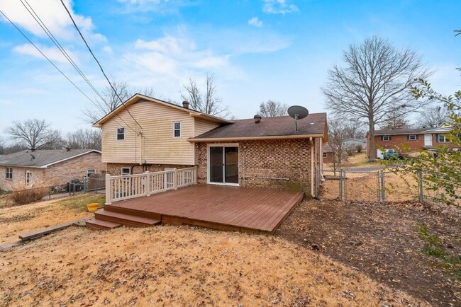 Building Photo - 3 Bedroom House in Cape