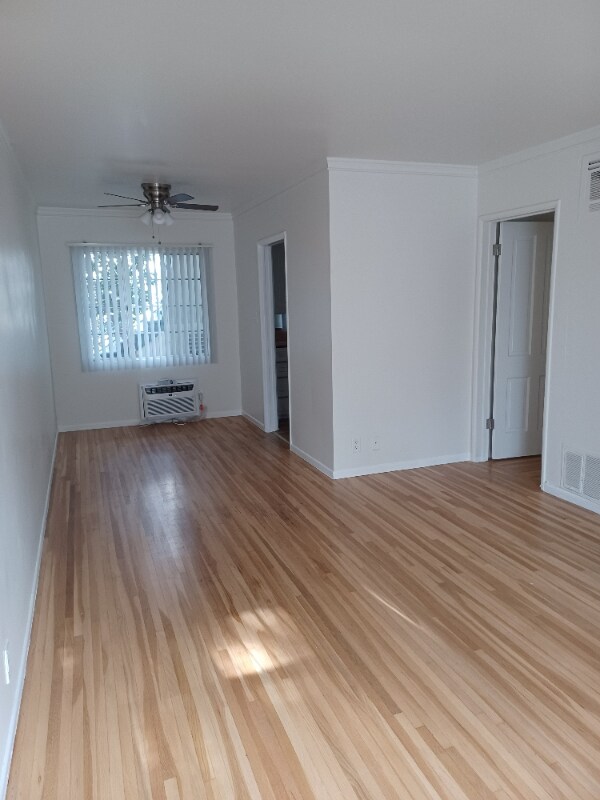 Building Photo - 4221 Los Feliz Blvd