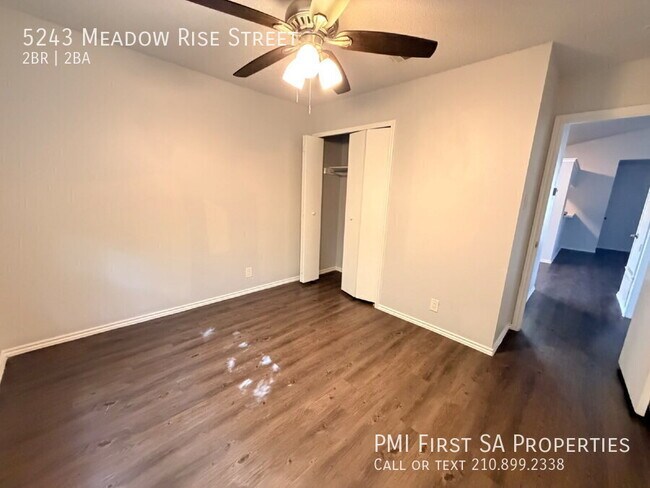 Building Photo - 5243 Meadow Rise St