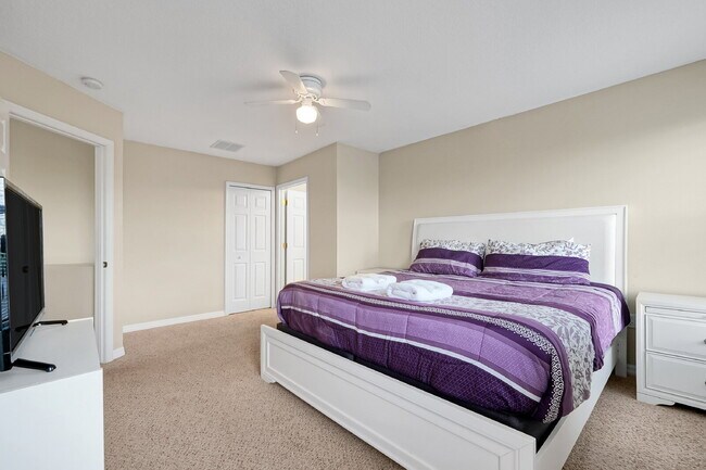 Building Photo - "Furnished 4-Bedroom Pool Home – Comfort and Style in Davenport"