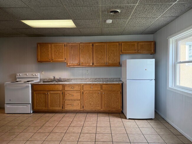 Building Photo - 826 N Spalding St