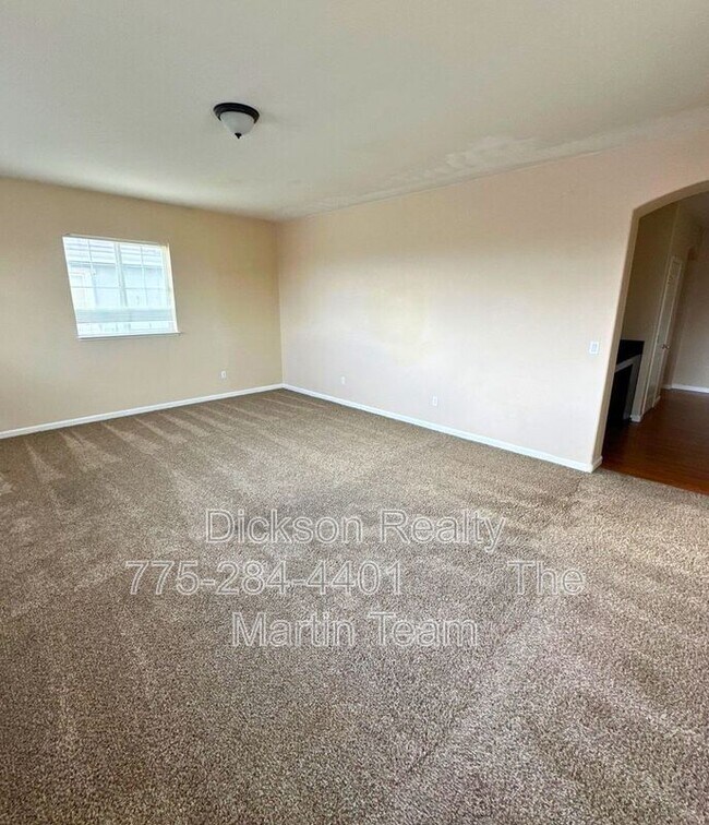 Building Photo - 7121 Crest Hill Dr