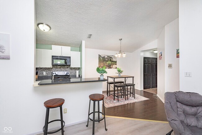 Building Photo - 4351 Village Pkwy Cir W