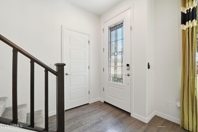Building Photo - 464 N Ranger Trail