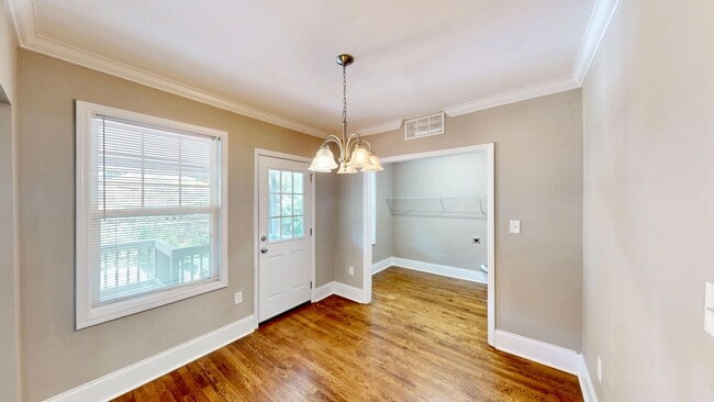 Building Photo - 2131 Kirkwood Ave