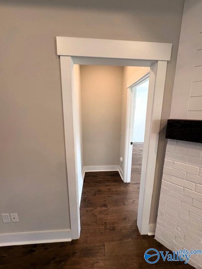 Building Photo - 106 Harvester Dr