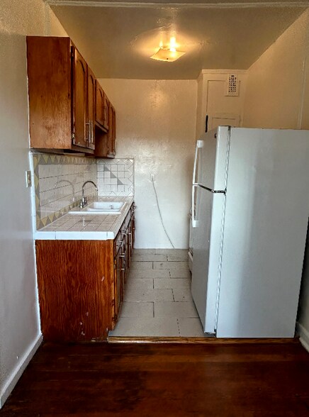 Building Photo - 1523 N McCadden Pl