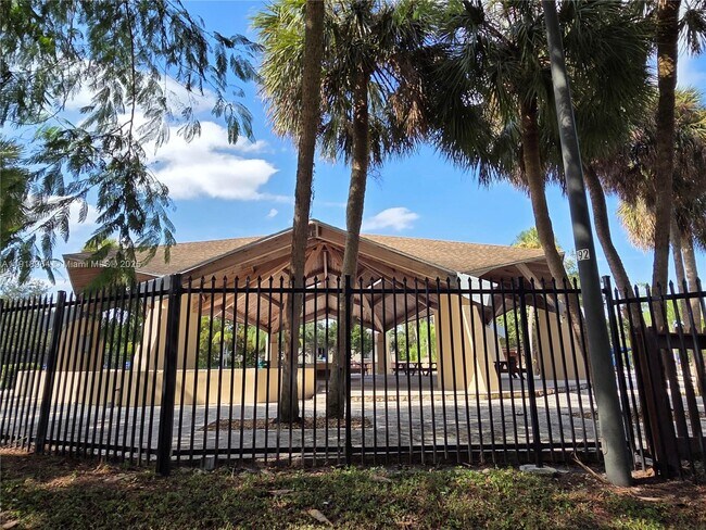 Building Photo - 7034 SW 114th Pl