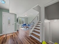 Building Photo - Spacious 3 Bed 2.5 Bath in Cheyenne Availa...