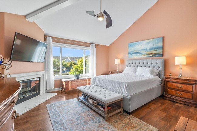 Building Photo - Immaculate 3 Bed, 2.5 Bath in Laguna Shores, Carlsbad!