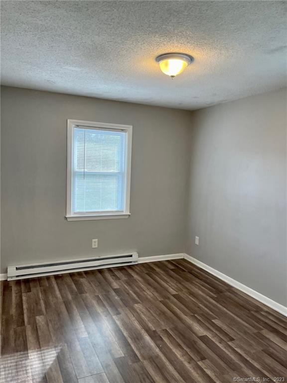 Building Photo - 20 Shagbark Rd