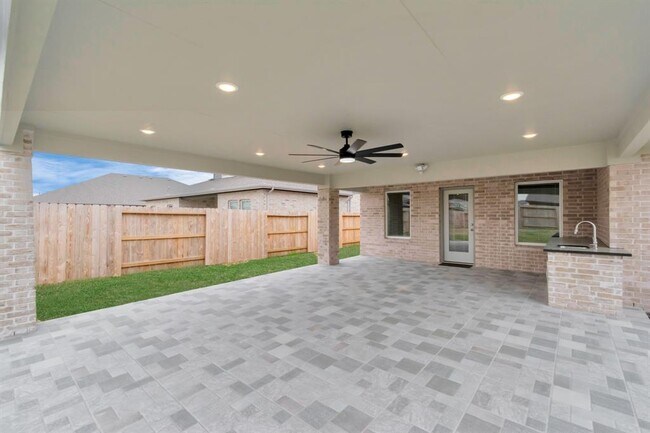 Building Photo - 1111 Pk Crst Dr