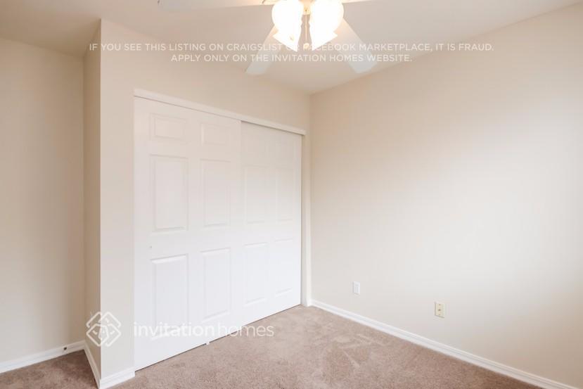 Building Photo - 2551 E Diamond Cir