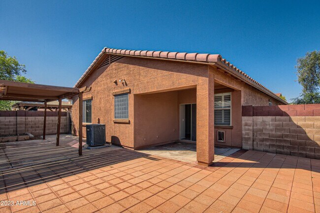 Building Photo - 44131 Kramer Ln