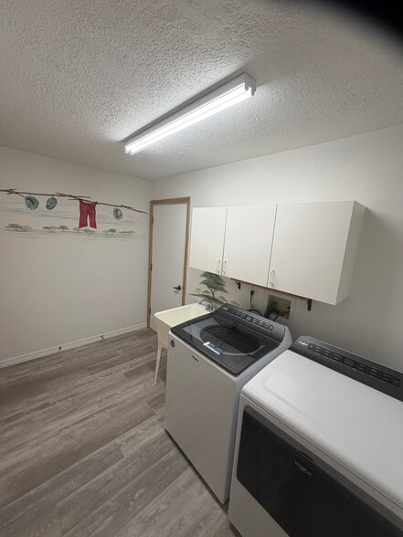 Utility - 2590 Sykes Creek Dr