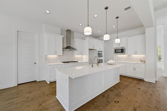 Building Photo - 905 Crestone Stream Dr
