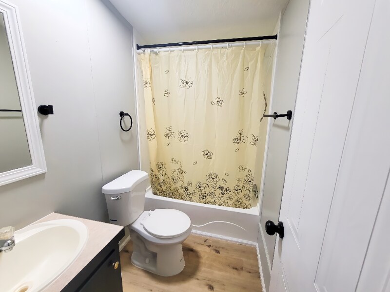 Building Photo - 44 Deerwood Park