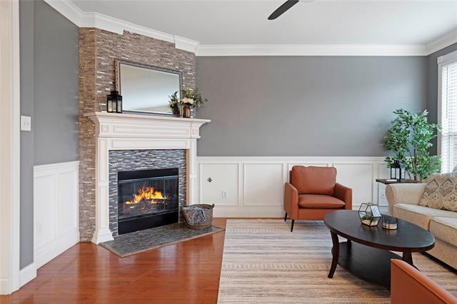 Building Photo - 9204 Sterling Gate Dr