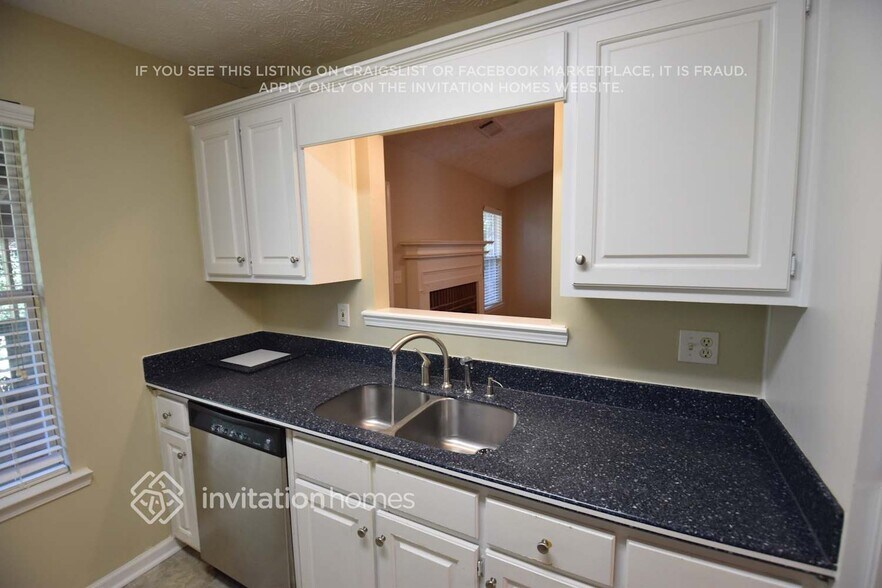 Building Photo - 207 Ranch Ct