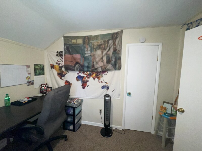 Building Photo - 421 Dodge St