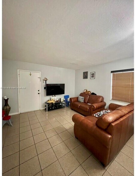 Building Photo - 6861 SW 129th Ave