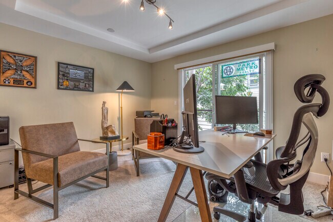 Building Photo - 3805 Keating St