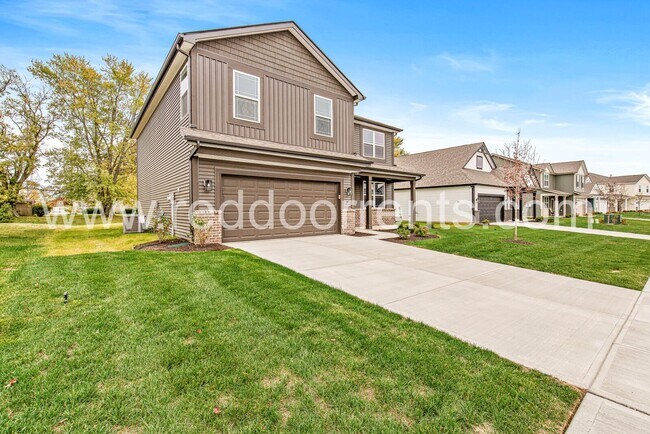 Building Photo - ? Move In Now and Get 6 Months of the Resi...