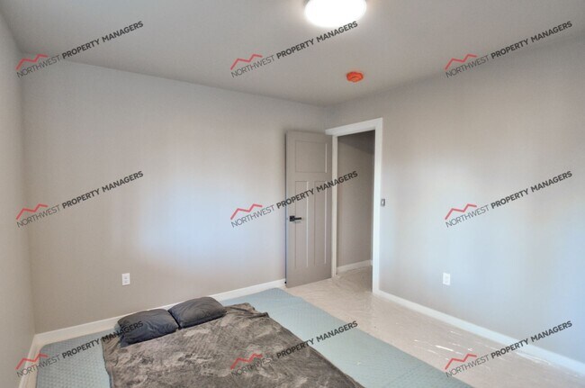Building Photo - STATUS: AVAILABLE  | R288A | $2750