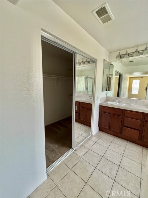 Building Photo - 7046 Angora St