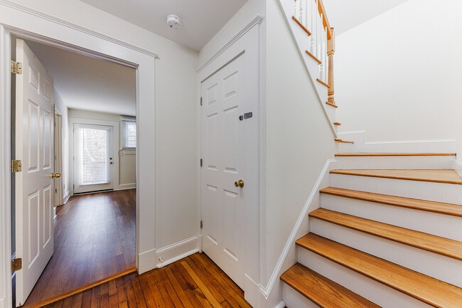 Building Photo - 613 McGruder St NE