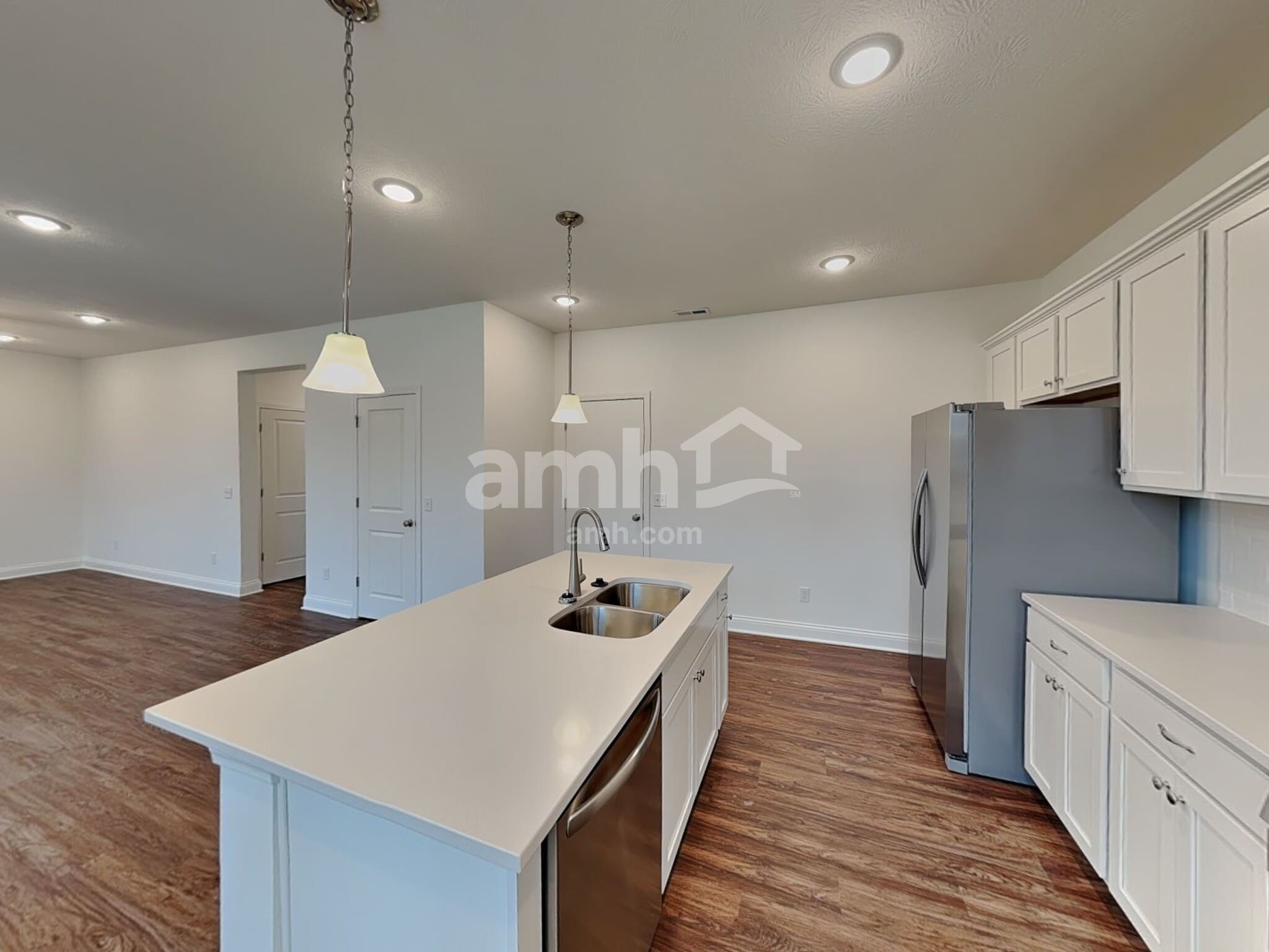 Building Photo - 8466 Northpoint Dr