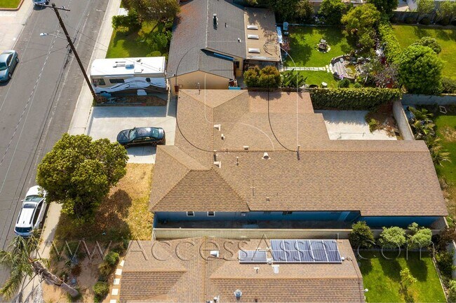 Building Photo - Spacious 3-Bedroom Torrance Home with Private Yard & Modern Interior