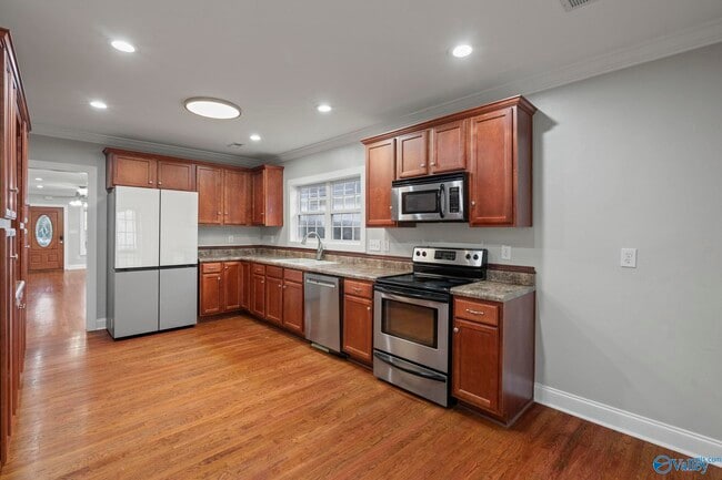 Building Photo - 1518 Beirne Ave NE