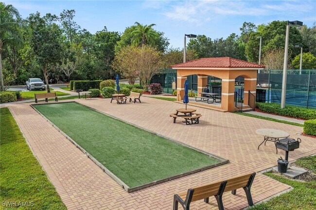 Building Photo - 1820 Florida Club Cir